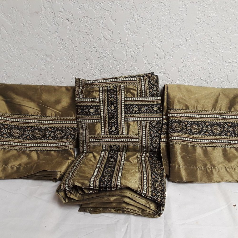 Croscill Gold Liberty Shower Curtain with Vallance